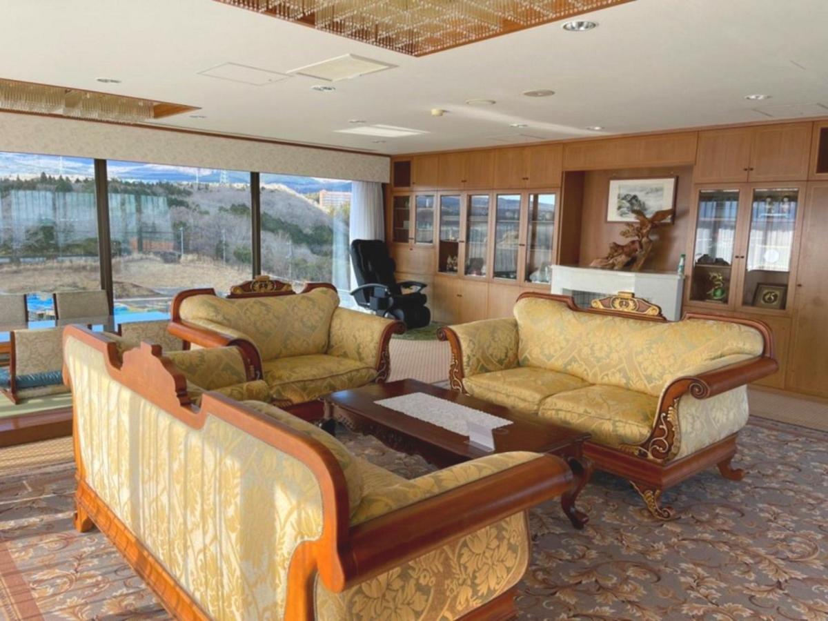 אויאמה Fujimihana Resort מראה חיצוני תמונה