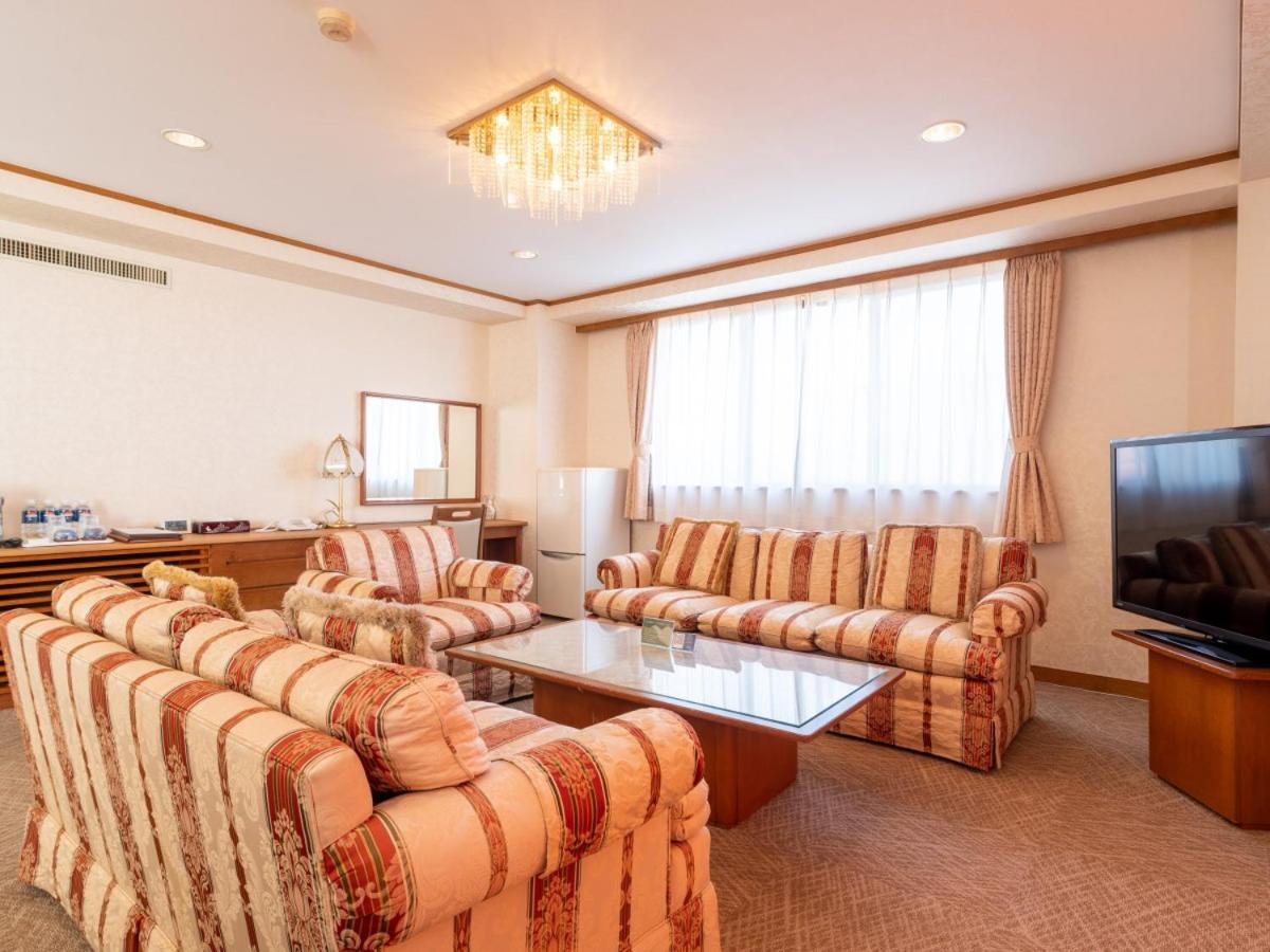 אויאמה Fujimihana Resort מראה חיצוני תמונה